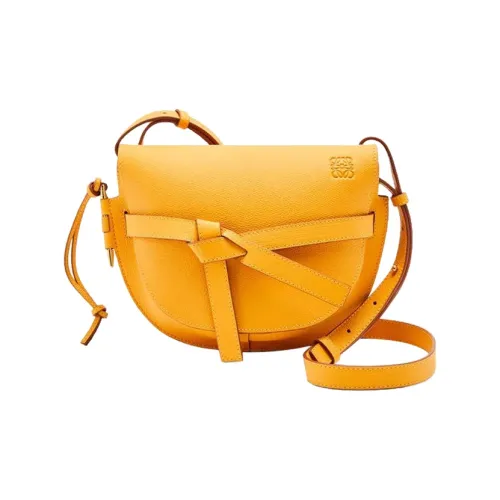 LOEWE Сумки через плечо Женские