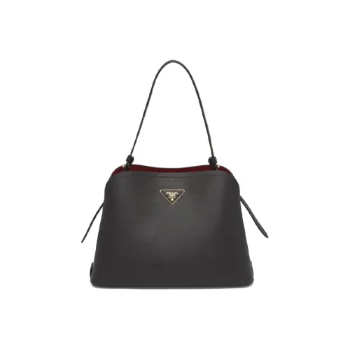 PRADA Сумки через плечо Женские