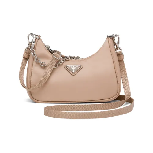 PRADA Бродяга Сумки через плечо Женские