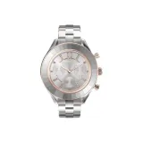 Циферблат серебристого цвета