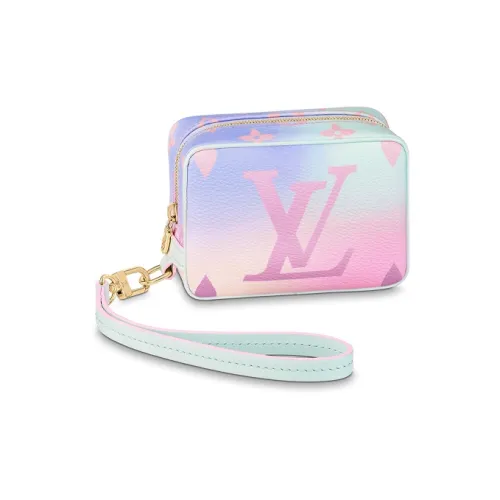 LOUIS VUITTON Petit Sac Plat Монетницы Женские