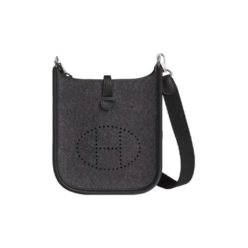 HERMES Evelyne Сумки кросс-боди Унисекс
