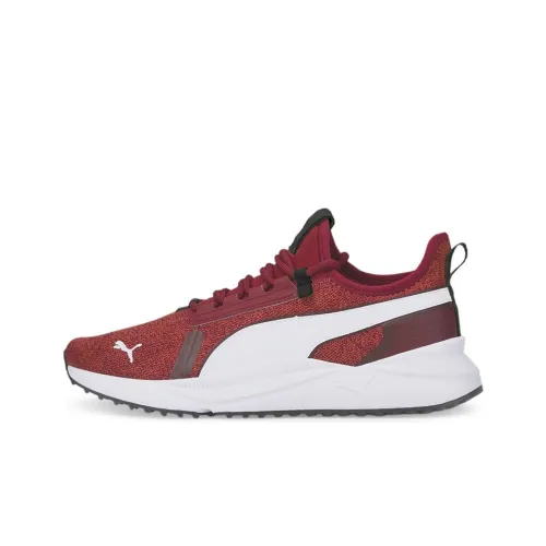 PUMA Pacer Future Street Low Беговые кроссовки Унисекс Красные Белые