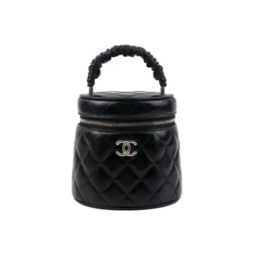 CHANEL Сумки Женские
