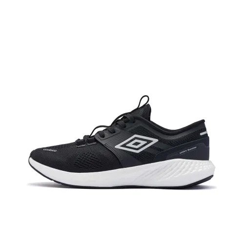 Umbro Беговые кроссовки Low Top Женские