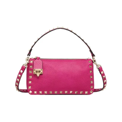 Valentino Rockstud Рельефная Телячья Кожа Багет Сумка через плечо Сумка на плечо Сумка маленькая Женская Фуксия