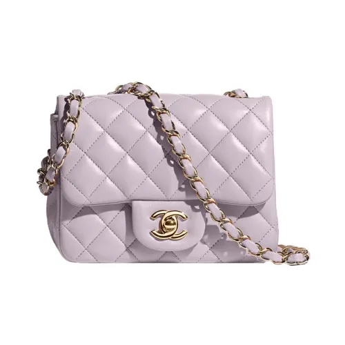 CHANEL Сумки через плечо Женские