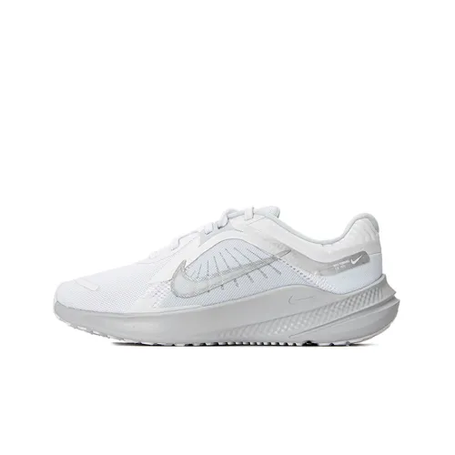 Nike Quest 5 Беговые кроссовки Низкий Топ Женские
