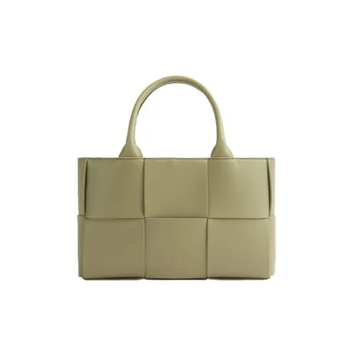 Bottega Veneta Arco Sheepskin Tote Bag Shopping Bag Mini Women's CAVE Stone Green Bottega Veneta Arco Сумка из овчины Сумка для покупок Мини Женская CAVE Каменно-зеленый