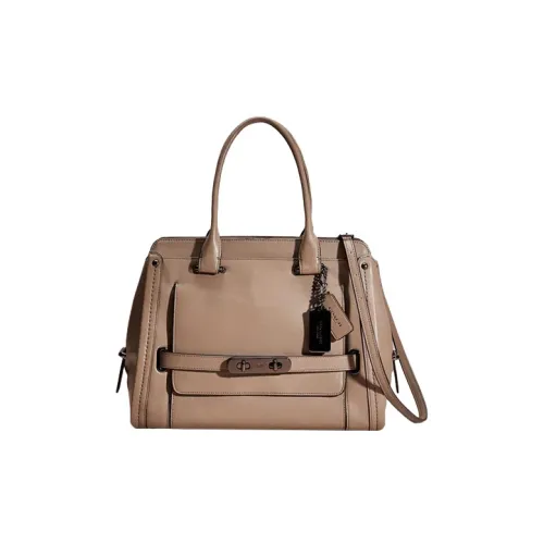 COACH Swagger Клатчи Женские