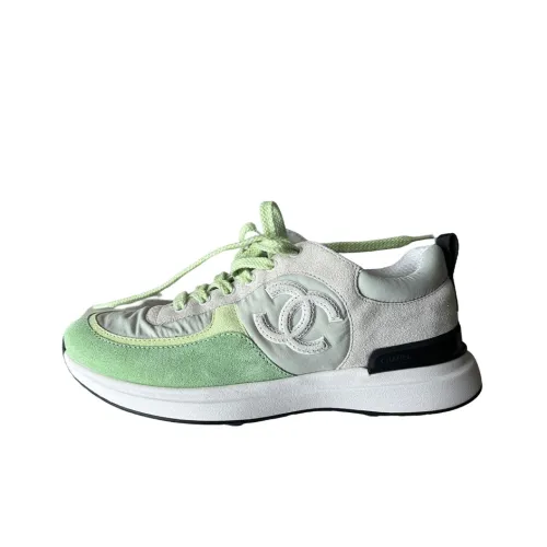 CHANEL Низкий топ Повседневная обувь Женская