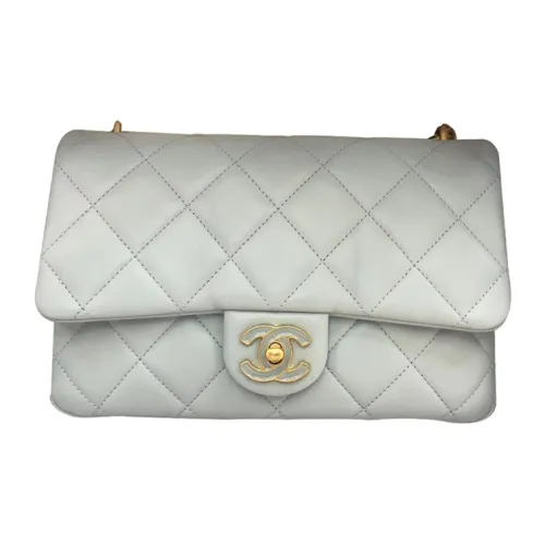 CHANEL Овчина Сумка через плечо Женская Светло-синяя