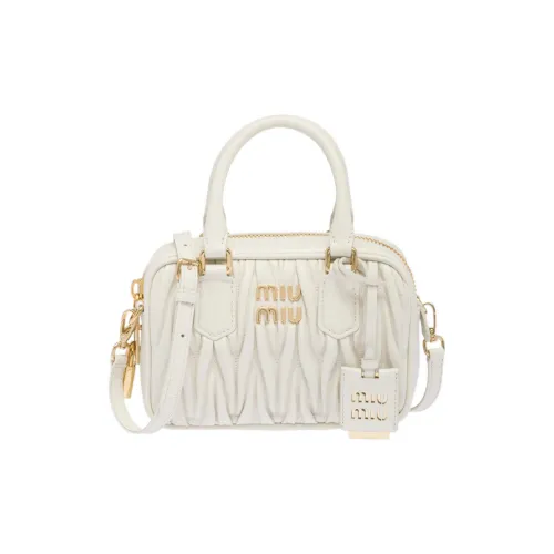 MIU MIU Matelassé Мягкая Овечья Кожа Сумка Сумка через плечо Сумка через плечо Стандартная Женская Белая