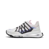 Бело-фиолетовый