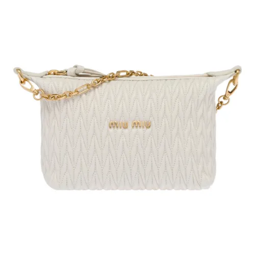 MIU MIU Мателасе Spirit Мягкий Овца Кожа Плечевая Сумка Сумка Мини Женская Белая