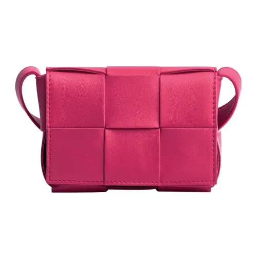 Bottega Veneta Cassette Овчина Сумка тофу Сумки через плечо Сумка через плечо Мини Женская Розовая