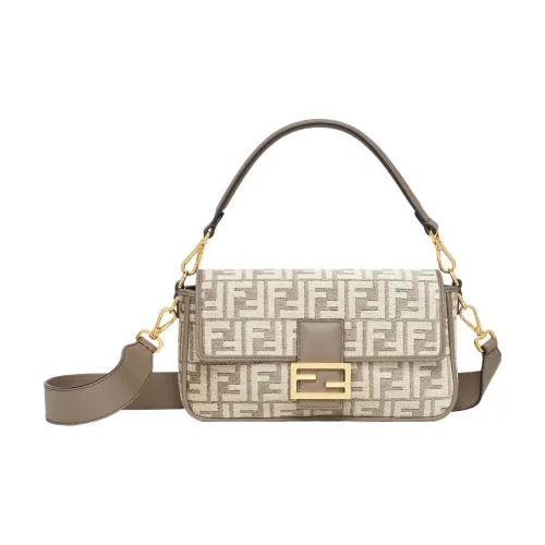 FENDI Baguette Сумки через плечо Женские