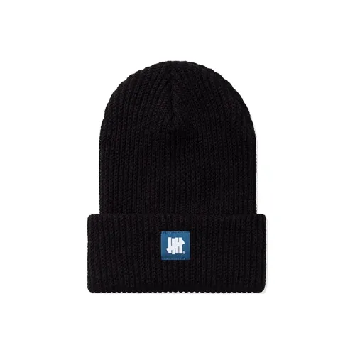 UNDEFEATED Вязаные шапки унисекс