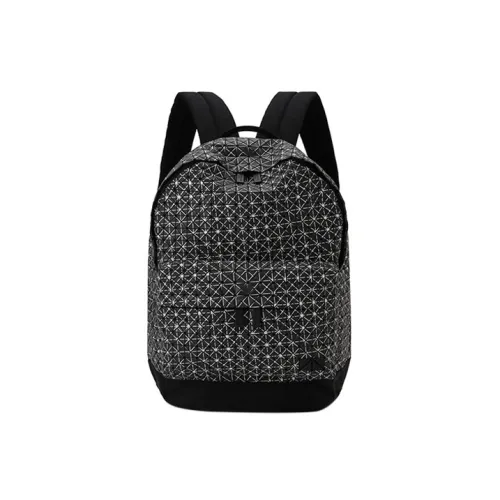 ISSEY MIYAKE Daypack Полиуретан Рюкзак Большой Унисекс Черный