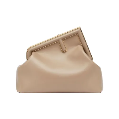 Fendi First Клатчи Женские