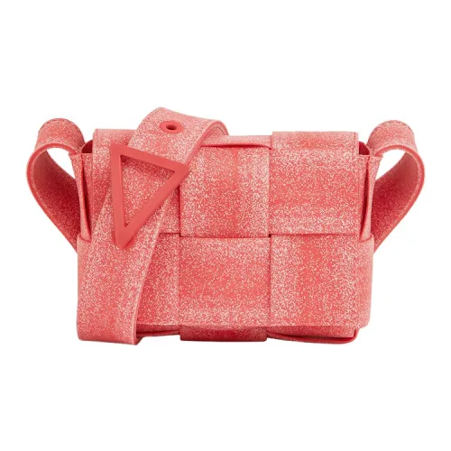 Bottega Veneta CASSETTE Pillow Bag Полиуретан Подушка Сумка Сумка через плечо Мини Мужской Fireworks Розовый