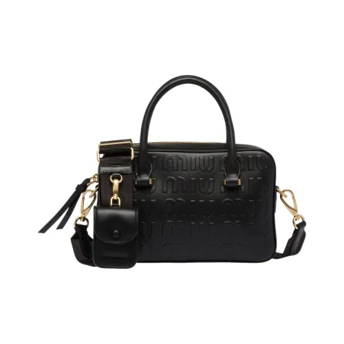 MIU MIU Сумка через плечо из кожи сумка женская черная