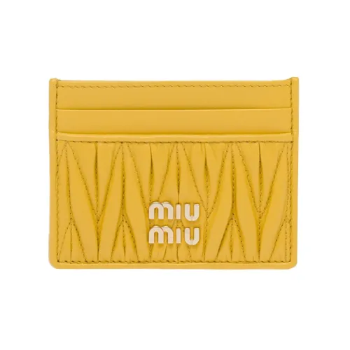 MIU MIU Мателассе Обложки для карт Женские