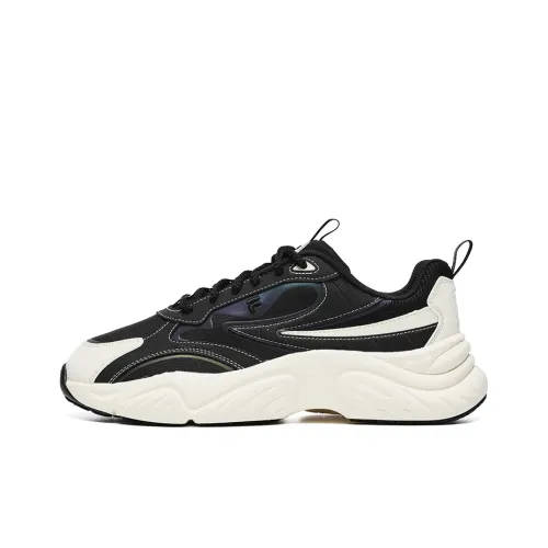 FILA FUSION Conch Беговые кроссовки Низкий топ Черный/Винтажный белый Мужской