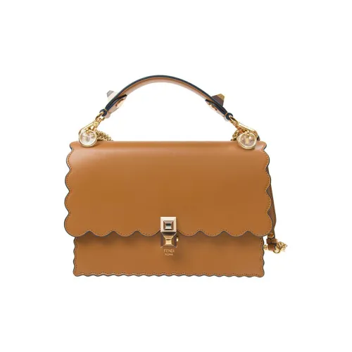 FENDI Kan I Сумки Женские