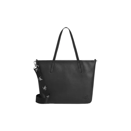 Calvin Klein ПУ (полиуретан) Полиуретан Тоут Сумка Сумка для покупок Сумка Женская Черная