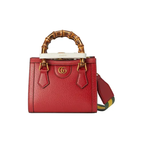 GUCCI Diana Сумки Женские