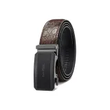 Коричневый ремешок, пряжка цвета оружейного металла.