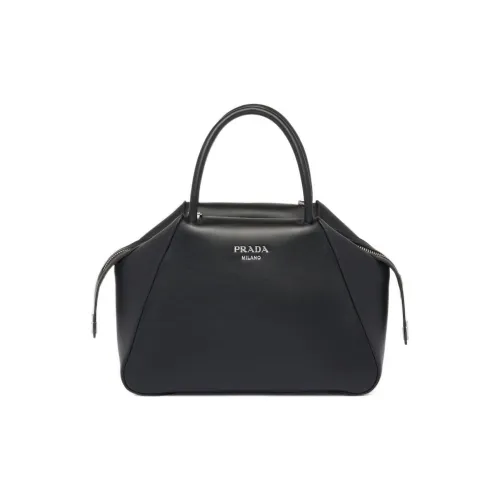 PRADA Сумка через плечо из кожи маленькая сумка для женщин черная