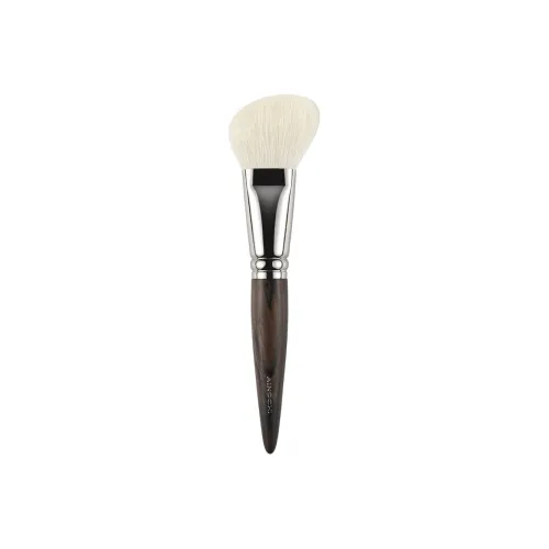 Энергия Sandalwood Collection Контуринг Brush M210