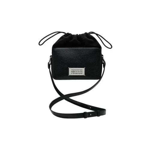 Maison Margiela 5AC Телячья кожа Camera Сумка Сумка через плечо Средний Женская Черная