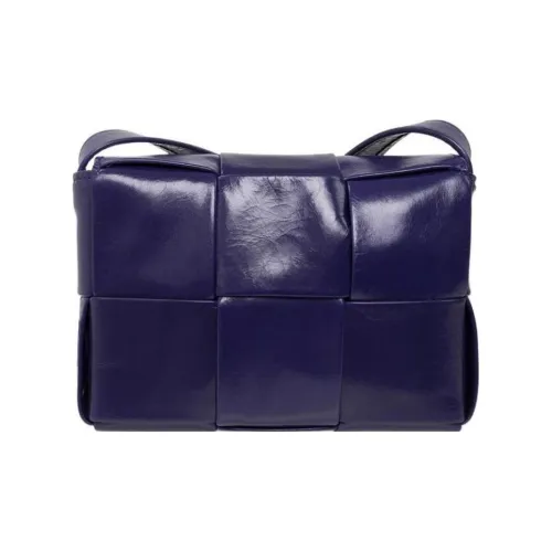 Bottega Veneta CASSETTE Pillow Bag Сумка через плечо Мужская