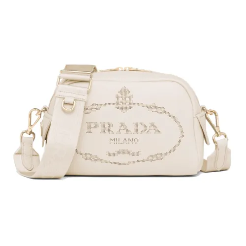 PRADA Сумки через плечо Женские