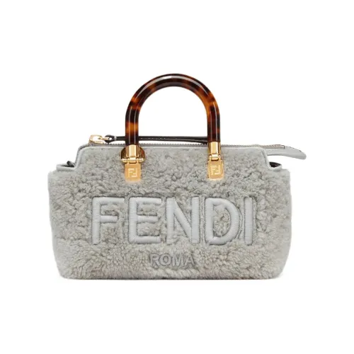 FENDI Овечья шерсть Кожа с Телячья кожа Бостонская сумка Сумка Сумка через плечо Сумка через плечо Мини Женская Серый