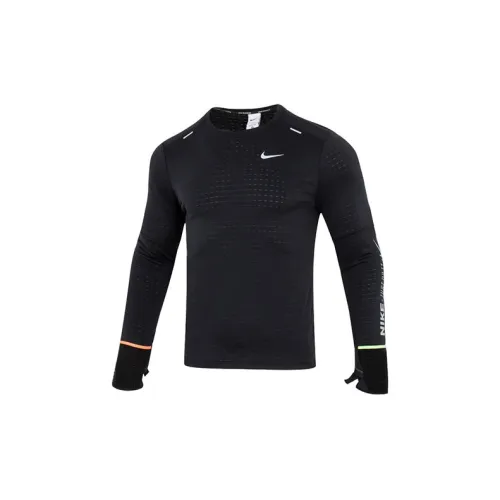 Nike Мужские черные футболки