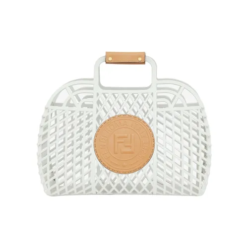 FENDI Коровья кожа Сумка Средний Женская Белая