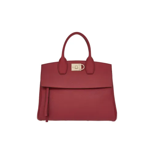 FERRAGAMO Studio Natural Рельефная Телячья Кожа Сумка через плечо Сумка среднего размера Женская Гранат Красный