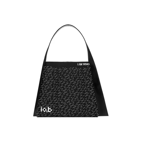 IAB Сумки через плечо Женские