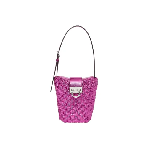 FERRAGAMO Trifolio Металл Кожа Ведрообразная Сумка Сумка Плечевая Сумка Женская Фуксия