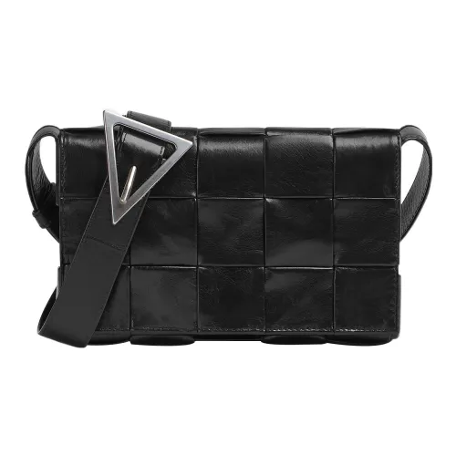 Bottega Veneta CASSETTE Сумки кросс-боди Мужские