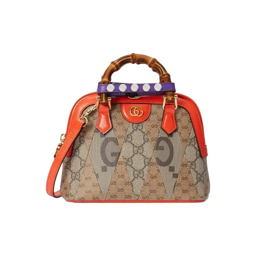 GUCCI Diana Сумки Женские