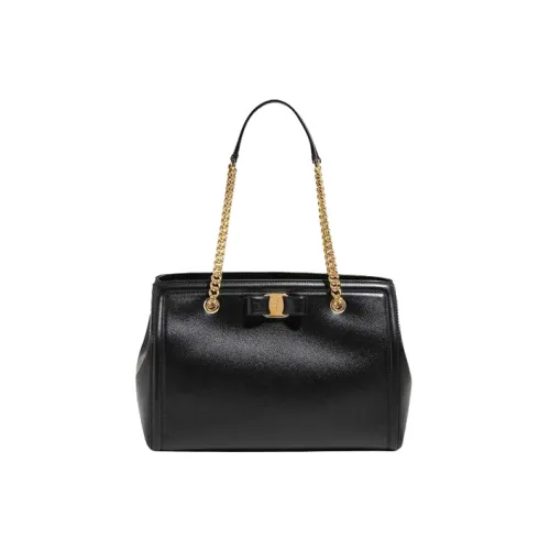 FERRAGAMO Vara Коровья кожа Сумка через плечо Женская Черная