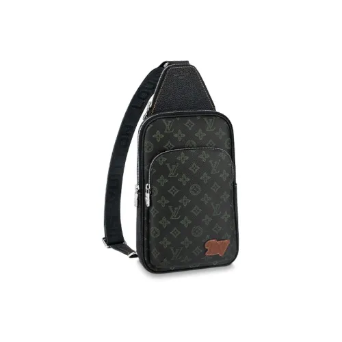 LOUIS VUITTON Avenue Сумки через плечо Мужской