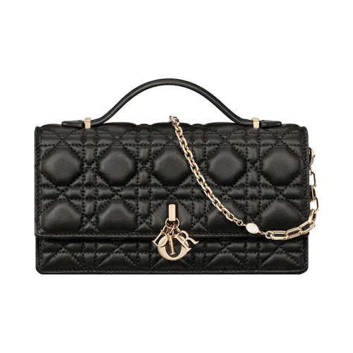 DIOR Lady Dior Сумки-клатчи Женские