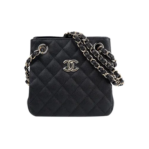 CHANEL Сумки через плечо Женские