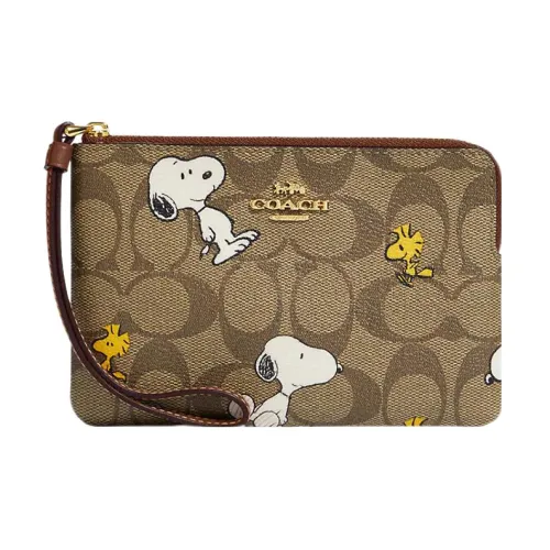 COACH Peanuts Snoopy Коллаборация Wristlet Подпись Холст с покрытием и гладкая кожа Обхват запястья Сумка Клатч
